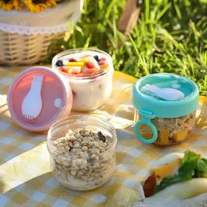 Portable Overnight Oats Cup with Lid and Spoon, Sealed Breakfast Bowl, Salad Cup, Milk Cup, Dalgona Coffee Mug, Travel-Friendly Design, Leakproof Container, Containers with Lids, Food Storage