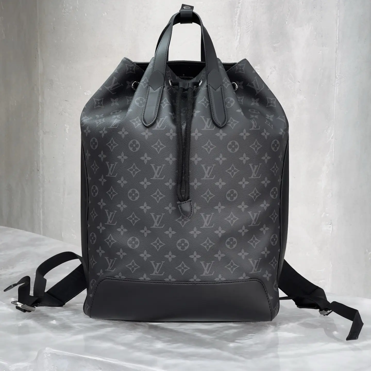 Pre-owned Canvas Backpacks Louis Vuitton Explorer Monogram Backpack