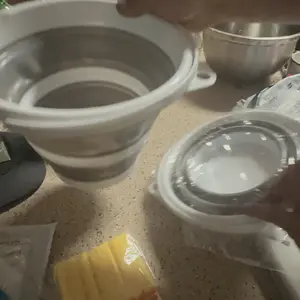 Collapsible Bucket, 1 Count Foldable Leakproof Lightweight Bucket with Handle, Multifunctional Bucket for Car Wash, Outdoor, Camping, Pet Bath, Collapsible Foot Bath