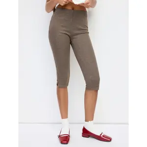 Cider Houndstooth Mid Rise Capri Leggings SwimWeek