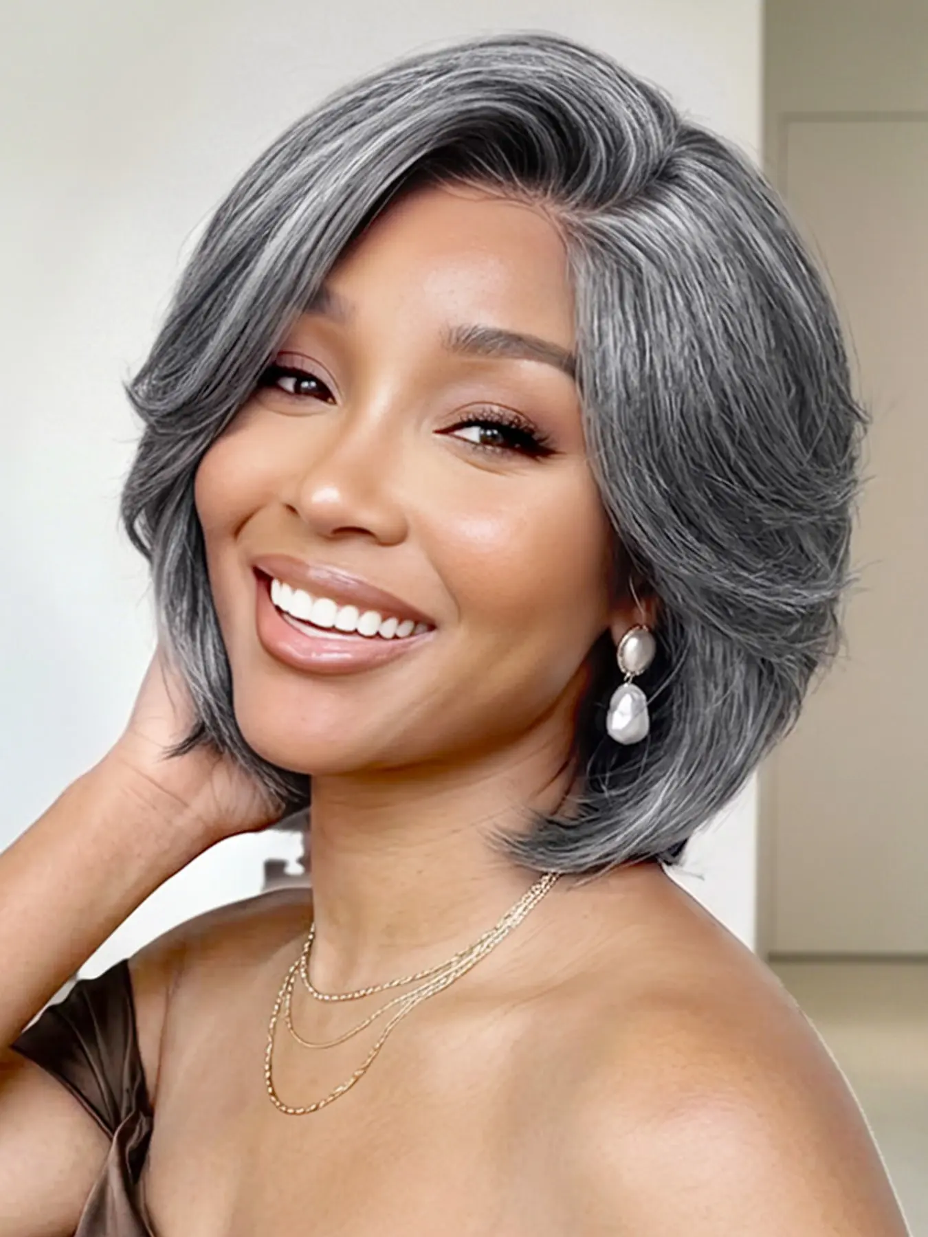 Layered Gray Bob Wigs for Women 8Inch Short Silvery Synthetic Wig Side Part Glueless Lace Part Wig Natural Looking Grey Curly Hair Wigs, Daily Wear Wig, Elegant Wigs