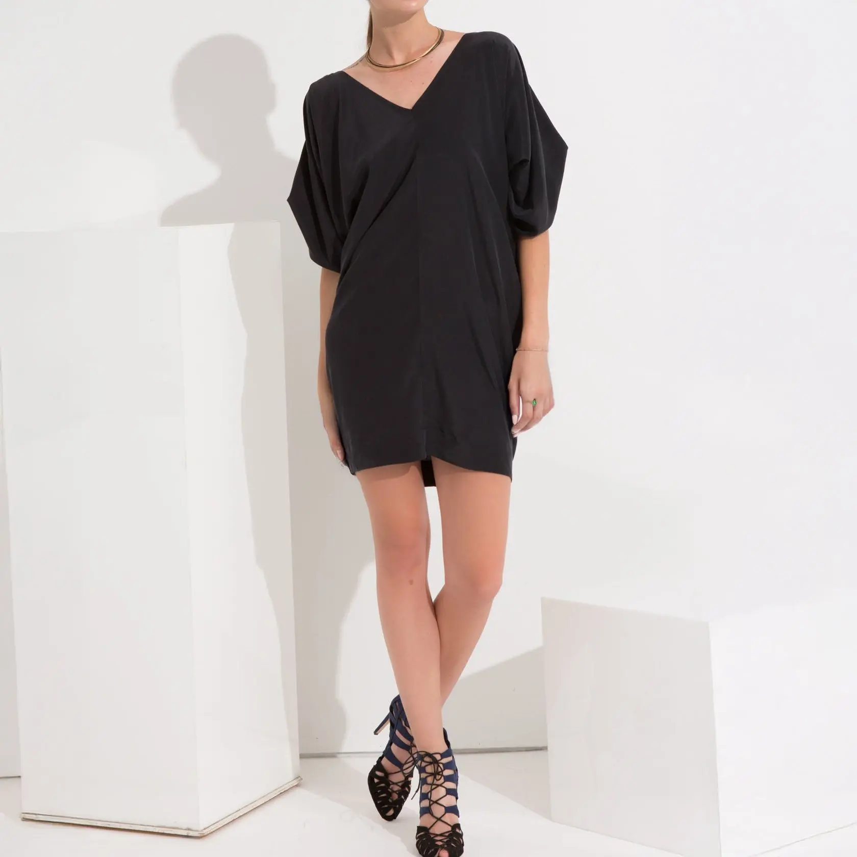 Women's 100% Silk Wide V Neck Dress - Black Casual Summer Dress with Short Sleeves and Comfortable Fit