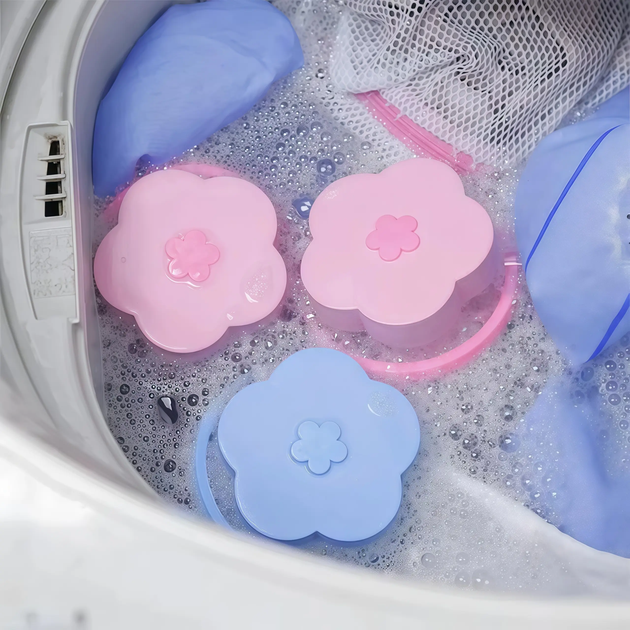 3 random color plastic laundry filters, reusable, washing machine hair catcher, flower shaped washing machine filter ball, washing machine floating filter, household washing machine lint collector, household items