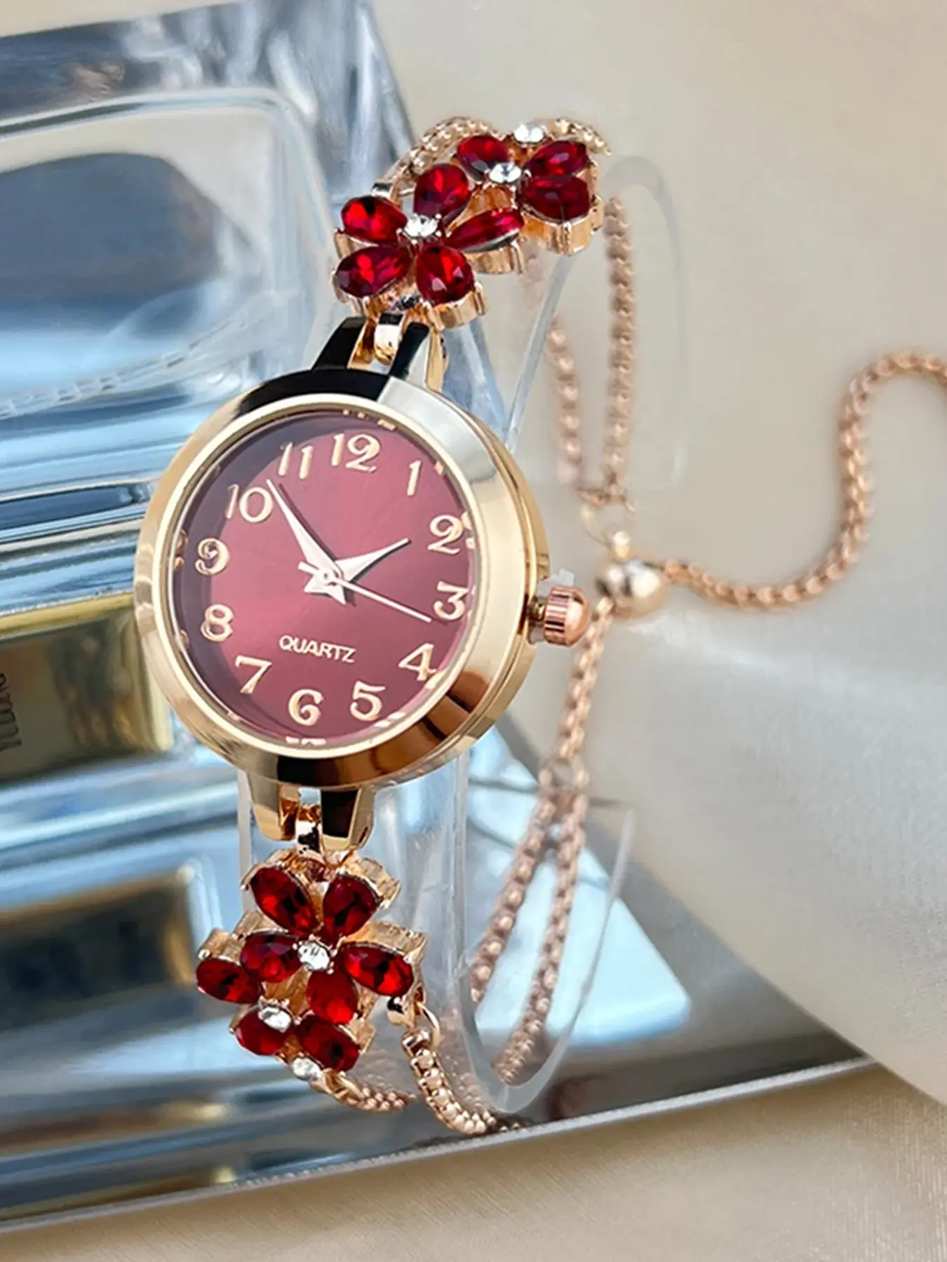 Live burst new diamond set flowers color diamond simple fashion pull bracelet watch women's watch Fashionable Watches Quartz wristwatches