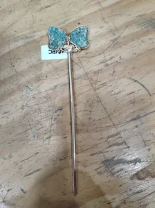 Stella(8592)gc.Many beautiful hair stick,feel free to check them out if you're interested