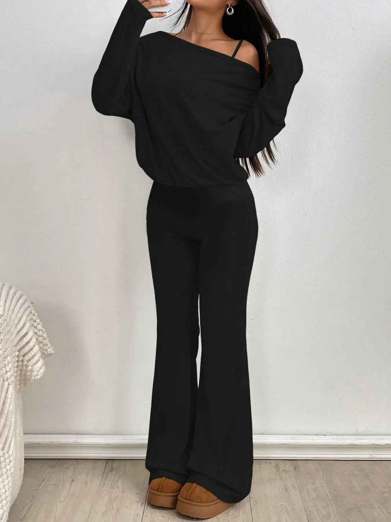 Women's Casual Commuter Loose Shoulderless Long Sleeve T-Shirt, Elegant Tight Bell Bottoms, Spring & Fall Comfortable