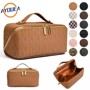 Large Capacity PU Cosmetic Salon-Grade Organizer Bag for Travel Waterproof Valentine's Day Gift Vegan Leather Makeup Pouch Portable Toiletry Bag for Women Makeup Case Jewelry Organizer Box Handheld Cosmetic Pouch Girlfriend Present Minimalist
