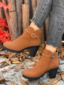 Fashionable high-heeled zipper short boots for women, Block Heel Boots, rivet decoration, retro round toe design, suede warm ankle boots, women's daily boots