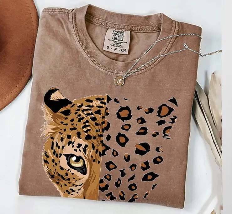 Comfort Colors Leopard Face Graphic Tee, Wild Animal Print Shirt, Trendy Boutique Aesthetic T-Shirt Women