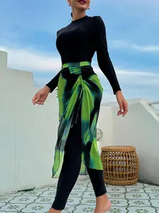 Women's Islamic Style Swimsuit Set, High Elasticity Casual Tie Dye Wetsuit, Long Sleeve High Waist Pants, Beach Vacation Wear