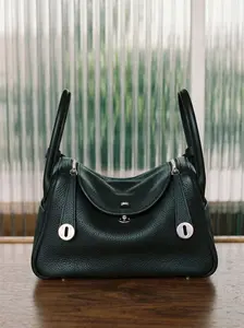 Pre-owned HERMÈS Taurillon Clemence Shoulder Bags Lindy 30 Black 2021