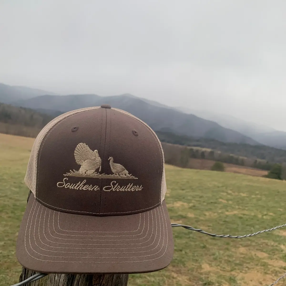 Khaki/brown hat Khaki/brown hat