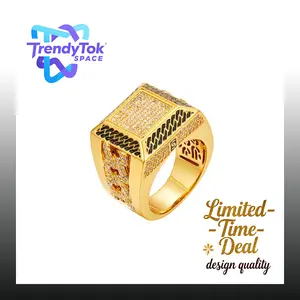 Square diamond ring / zircon inlays, instantly captivating square diamond ring exudes its own aura, with tiny zircon inlays around the edge refracting star-like light. Get a touch of luxury at an affordable price and shine . high  school  class  rings