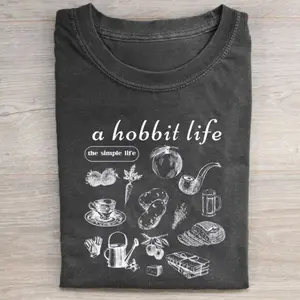 JRR Tolkien Vintage A Hobbit Life Graphic Tee - The Lord of The Rings Movie Shirt - Middle Earth - Book Lovers - Bilbo Baggins Novel Shirt Top Womenswear