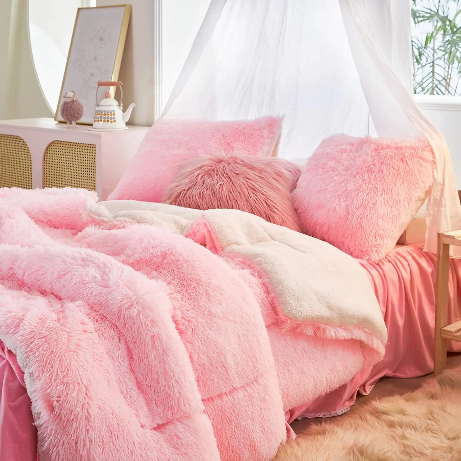 Luxury Long Hair Faux Fur Bed Comforter Set - Full/Queen Size, Blush Pink, 3-Piece Reversible Shaggy Velvet Bedding with Plush Flannel Backing, Soft Microfiber, Warm for Winter, Includes 2 Pillow Shams, Twin 7lb, Dry in Low