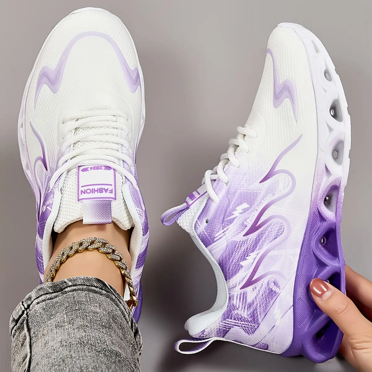 2025 new mesh running shoes men's and women's lightweight women's casual sports shoes soft sole comfortable walking shoes gym yoga women's shoes road walking shoes large size blade men's shoes platform skipping rope playing shoes