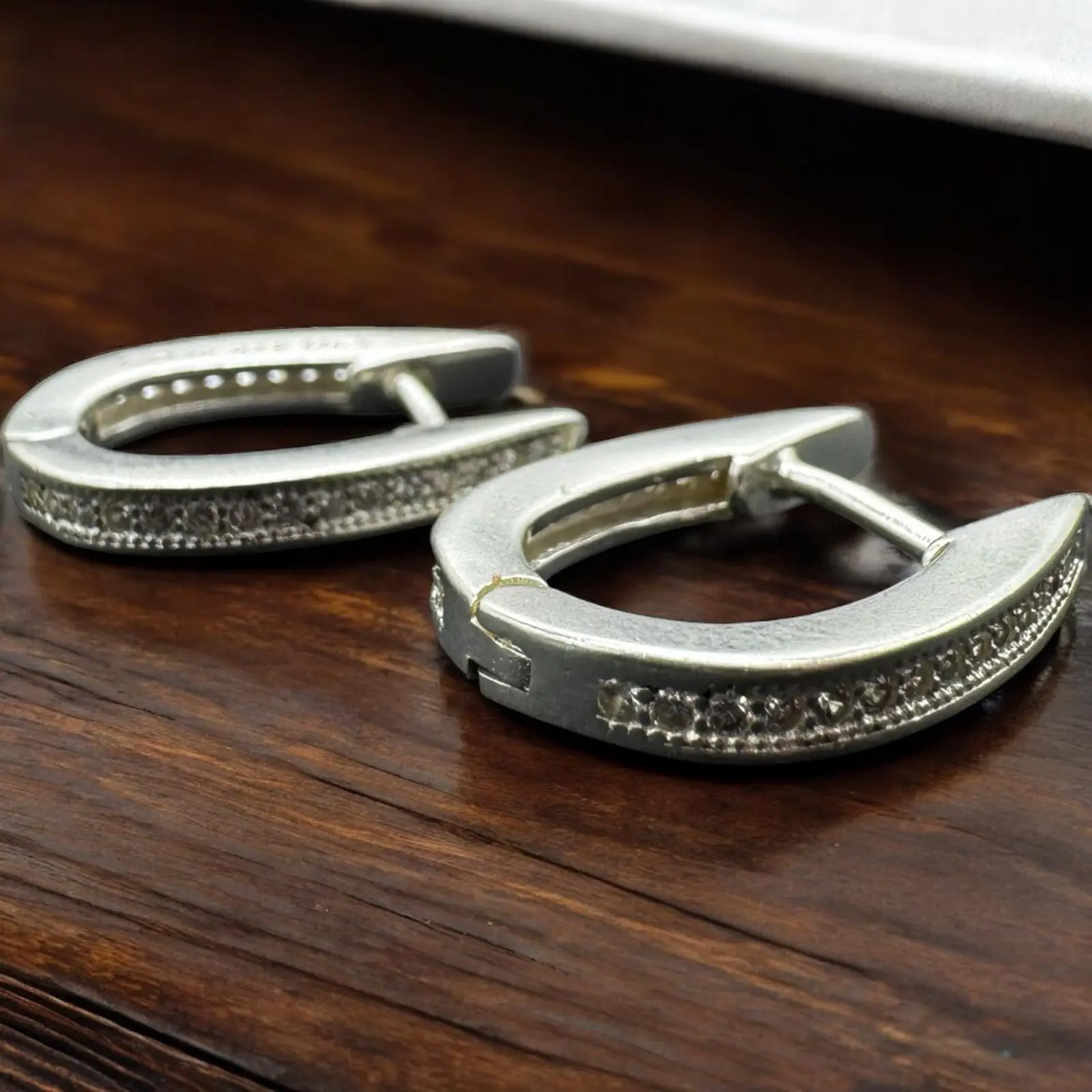 Horseshoe earring in Mexican silver .925
