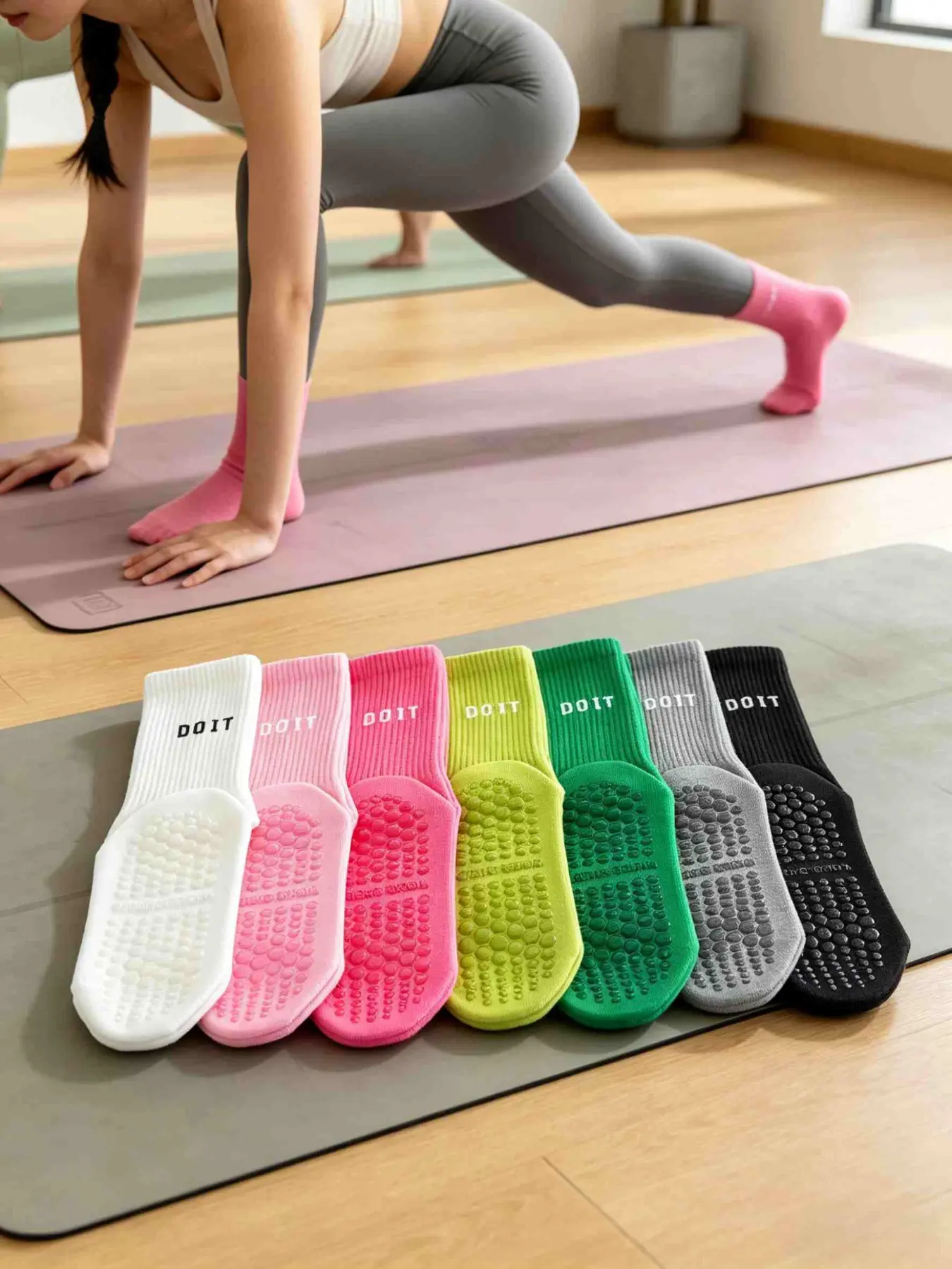 7 Pairs Women's Pilates Socks, Non-Slip Yoga and Barre Socks, Grip Sports Socks, Grippy Socks, Studio Workout Socks, Anti-Slip Training Socks, Athletic Socks, Round Neck and Ankle Socks