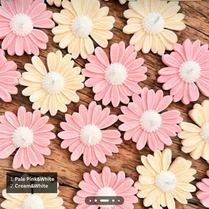 Handmade Organic Soy Round Daisy Floating Candles, Nature Lightweight Home Decor Supplies, Spring Party Decoration, Bridesmaid Thank You Favors