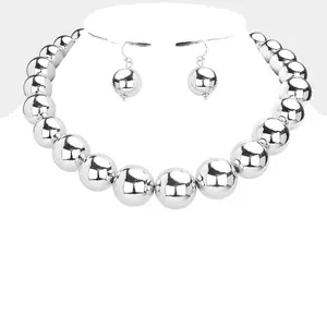 Metal Ball Collar Necklace : Silver