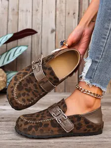 Spring Autumn New Western Slip On Leopard Print Round Toe Soft Sole Slip-On Shoes, Comfortable Fashion Versatile Metal Accessories, Closed Shoes