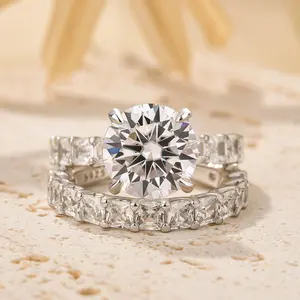 MAXINEJEWELRY Luxury 4.0ct Round Cut 5A Cubic Zirconia Women's Engagement Ring Set - Bridal Wedding Jewelry for Daily, Proposal