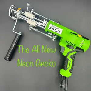 Neon Gecko Tufter