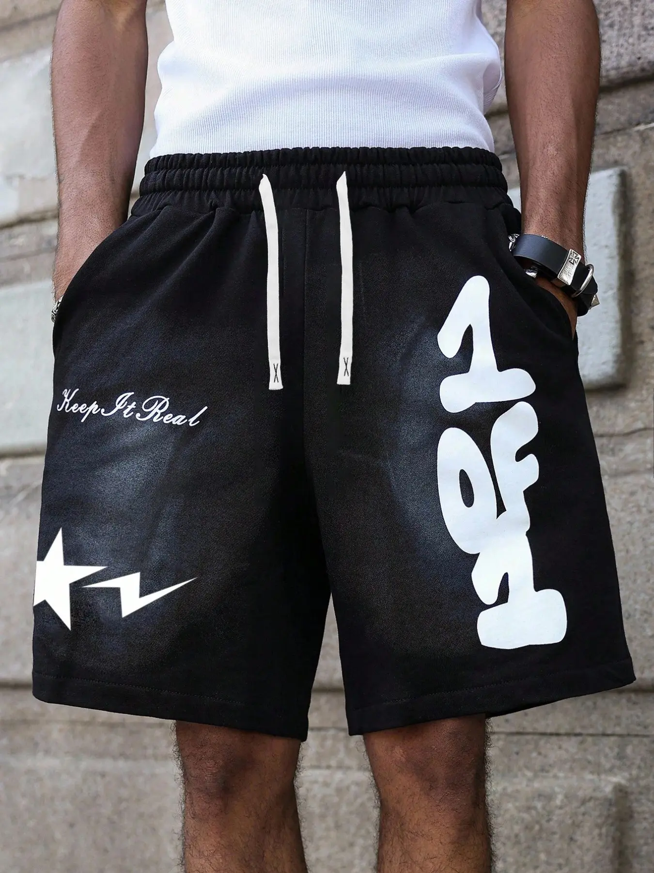 Men's Loose Fit 'keep It Real' Print Casual Shorts, Graphic Loose Shorts, Star Lightning Pattern, Drawstring Waist, Summer Streetwear Breathable Pants