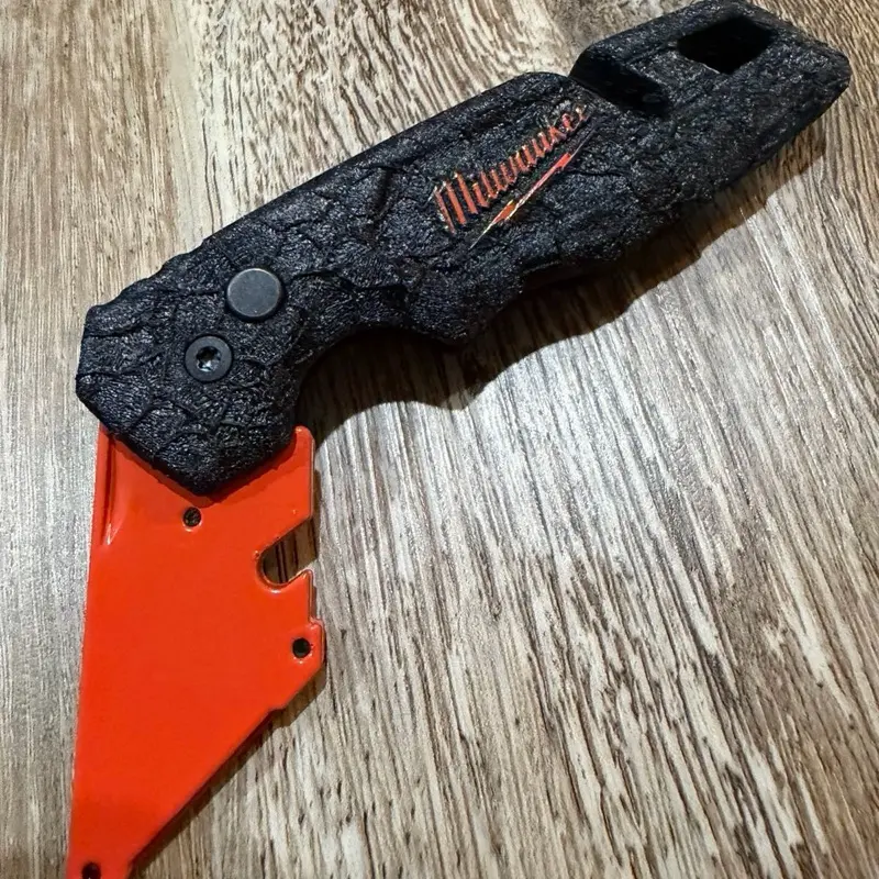 Lava Milwaukee fastback