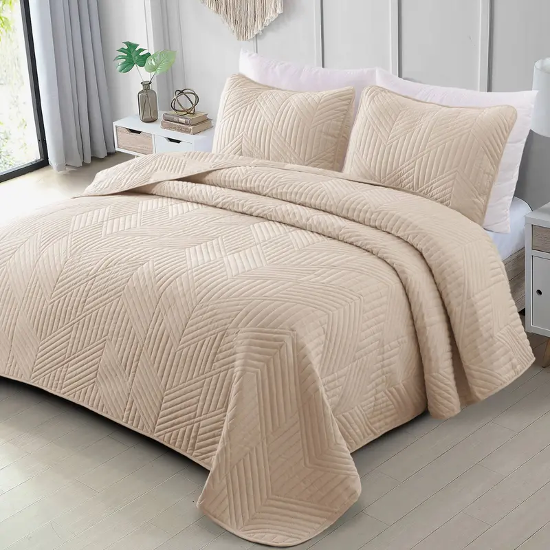 Exclusivo Mezcla Brushed Microfibre Quilted Bedspread Set of 3 - Lightweight Striped Coverlet with Soft Modern Geometric Design, Breathable All-Seasons Bedding, Machine Washable for Home Decor Bedroom Use