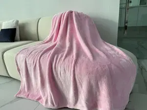 Ultra-Soft Plush Blanket – Pink, 50×60 inches