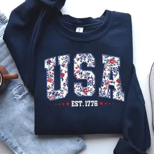 USA Floral PRINT Gildan Sweatshirt, Fourth of July Graphic Crewneck, Patriotic Unisex Sweater, Trendy Independence Day Outfit