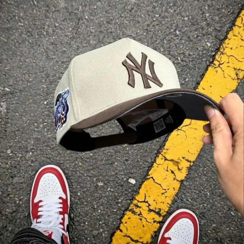 New Era 9FIFTY New York Yankees MLB Cap - Adjustable Classic Baseball Hat