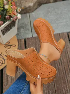 Summer Hollow Out Breathable Open Toe Half Slip-On Women's Chunky Heel Thick Sole Platform Breathable Lightweight Clogs Fashion Mules Shoes