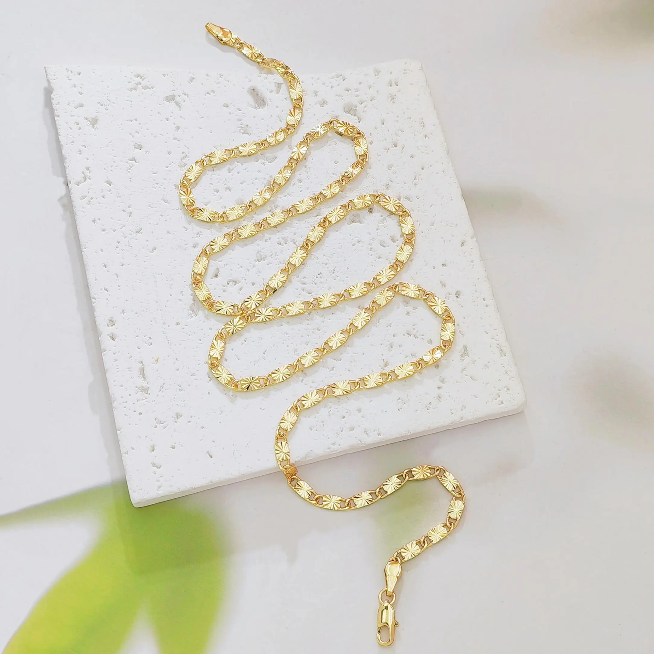 14K Gold Sunflower Engraved Flat Disc Chain Bracelet Dainty Shiny Starburst Textured Link Stackable Wrist Jewelry For Women Daily