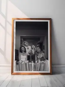 SATC Funny TV Scene Poster - Bathroom Wall Art Decor - Black and White Poster ( Unframed - Print Only )