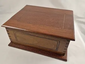 Lacewood & Mahogany Keepsake Box with LED Lighting