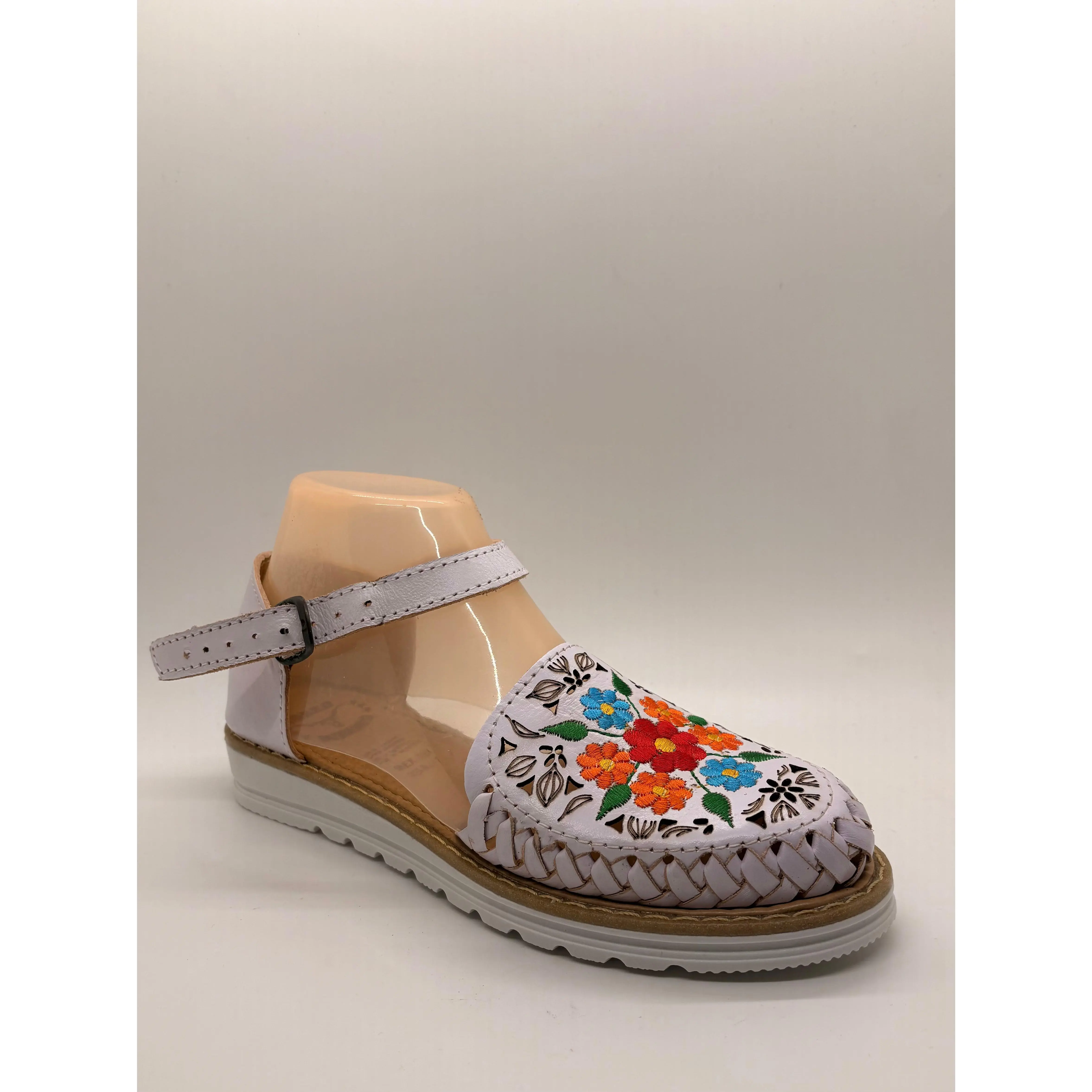 Artesia Huaraches Flores Blanco (Women)