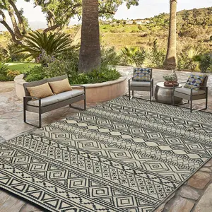 Garvee Outdoor Plastic Straw Rug, Outdoor Rug, Reversible Plastic Camping Mats, Easy Cleaning, Non Shedding Patio Rug for Outdoors, Backyard, Picnic, Patio, Deck