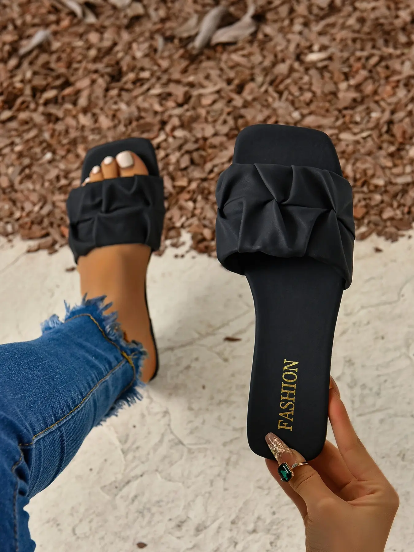 Women's Square Toe Sandals, PU Leather Sandals, Summer New Soft Sole Folded One-Strap Slippers, Casual Outdoor Footwear, Fashionable Comfy Sandals, Comfortable and Stylish