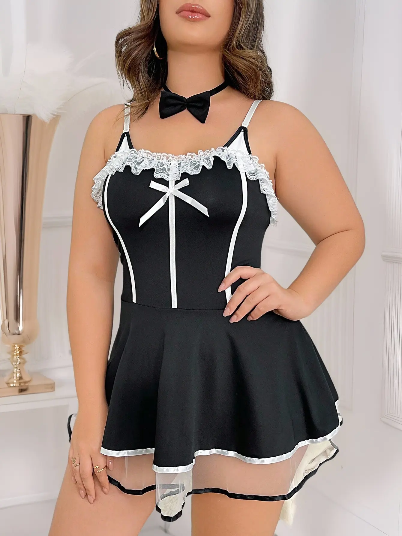Plus Size Lacy Teddy Lingerie Set, Black-and-White Maid Costume for Roleplay with Wireless Bra and Accessories