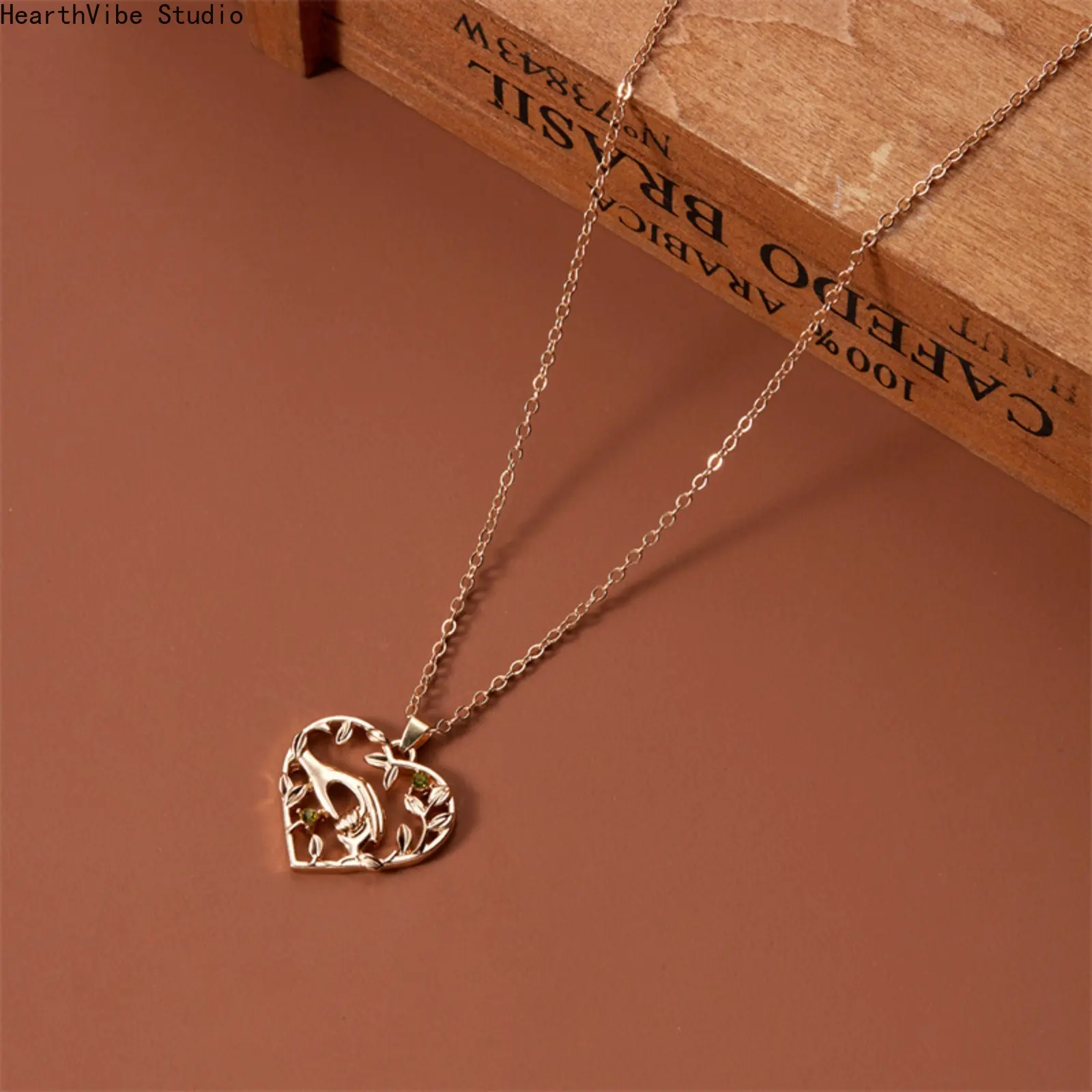 Matching 2Pcs Holding Hands Heart Couple Necklace Set | Premium 14K Gold Plated Promise Jewelry for Him and Her, Aesthetic Anniversary Gift for Girlfriend