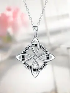 Intricate Celtic Knot Pendant Necklace | Dual-Tone (Silver + Black Enamel) + Woven Design + Clavicle Chain 🎀 | Perfect Mother’s Day/Valentine’s/Birthday Gif#TikTokMadeMeBuyIt #TrendyJewelry2026 #CelticStyleGifts #GiftIdeasForHer
