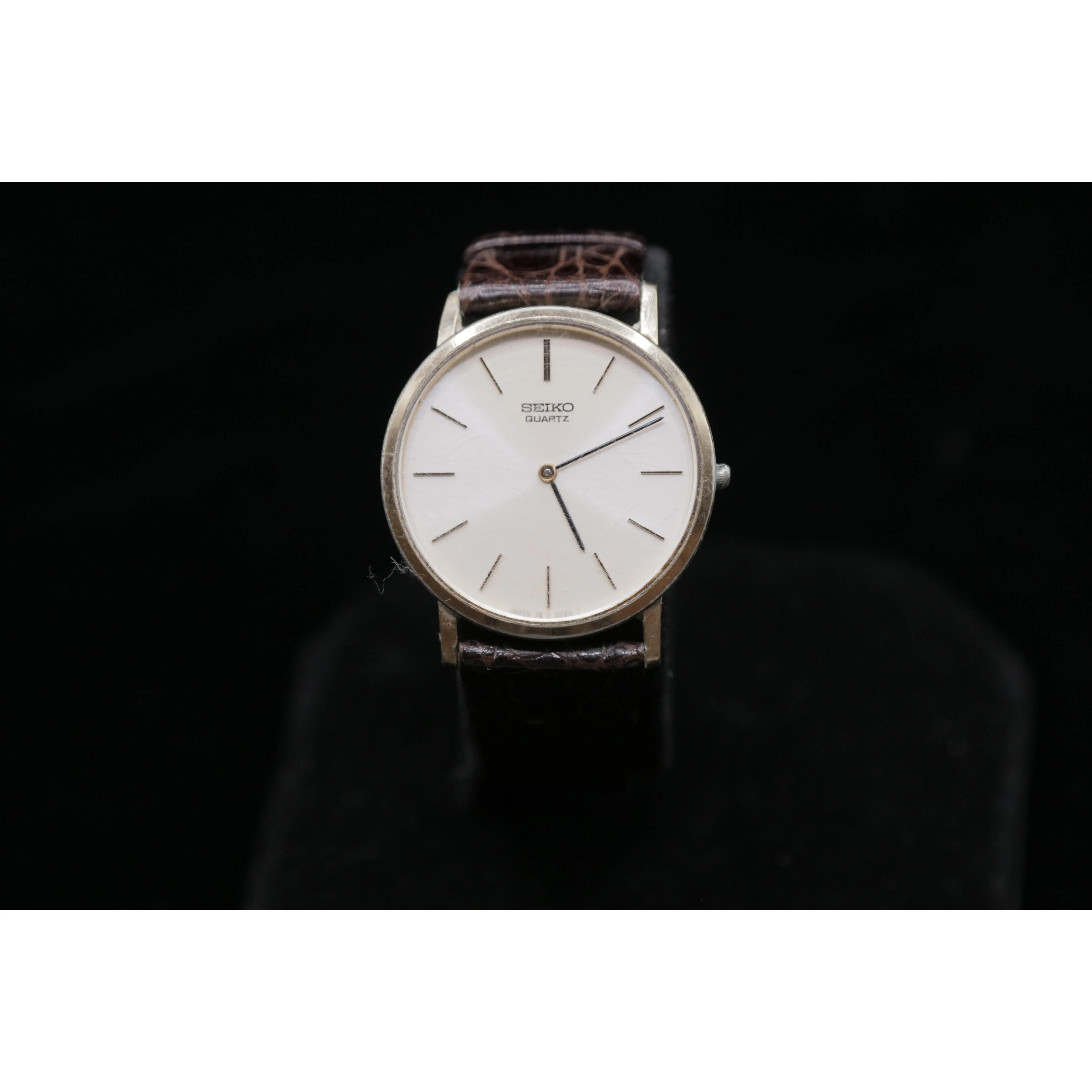 Vintage Seiko Quartz Late 1980s-Early 1990’s Dress Watch – Ref. 5Y31-7000 | Gold-Tone Minimalist | Japan Made - Pre-Owned