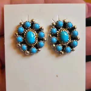 Kingman Cluster studs