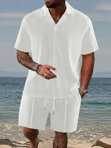 Men’s American-style casual vertical jacquard set with a 3D textured design, comfortable and breathable, suitable for summer outdoor leisure wear.