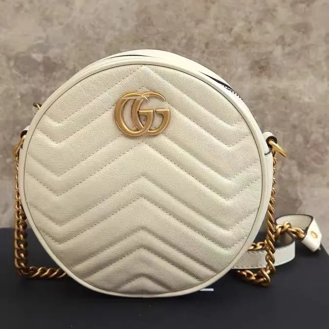 Pre-owned GUCCI GG Marmont Mini Round Handbag Crossbody Bag White Matelasse Leather, GG Logo, Leather Crossbody, Casual Wear (WHGUCC0010), Round Shape