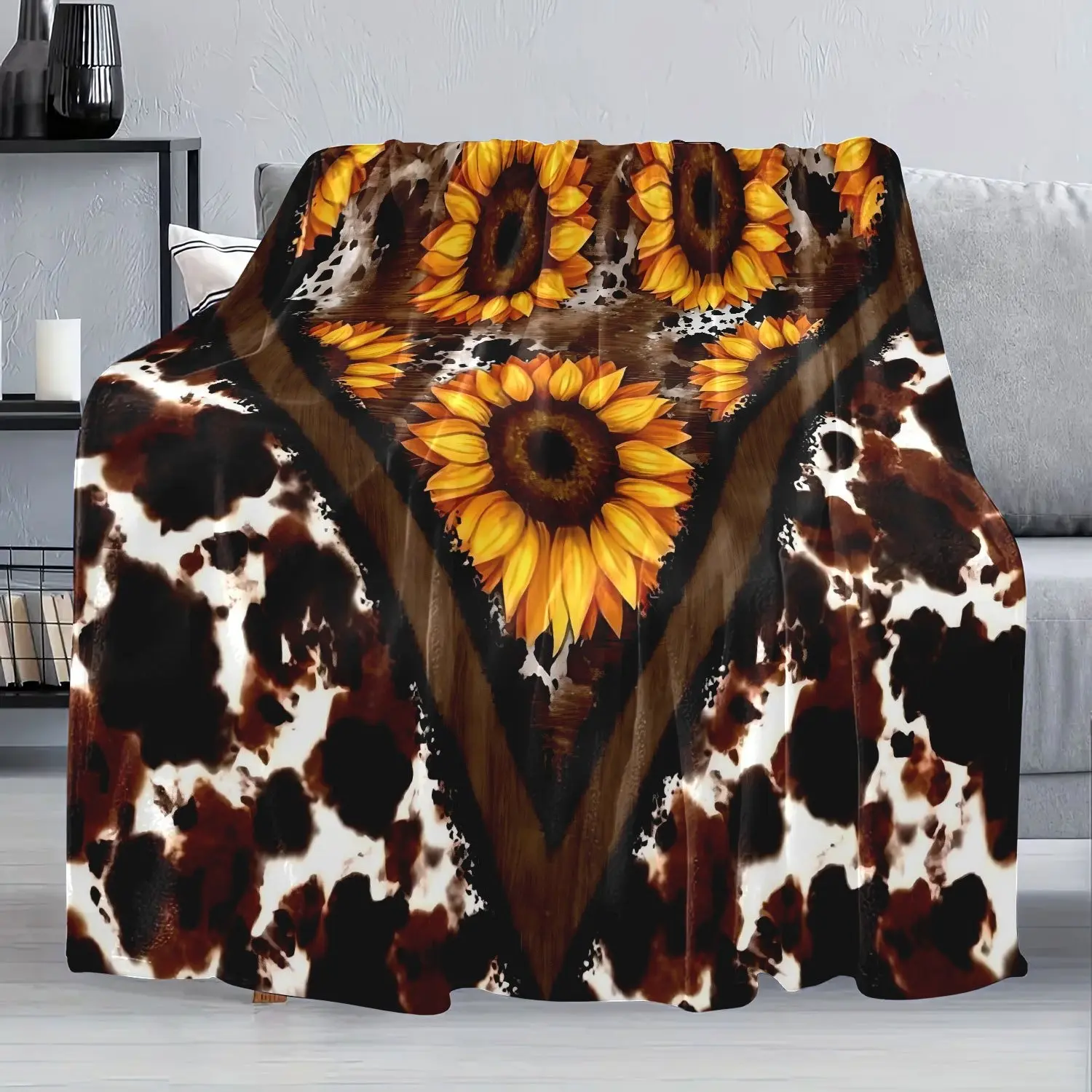 Vintage Cow Print Flannel Throw Blanket - 250-300gsm Soft Knit Polyester Fabric with Sunflower Motif (White,Brown,Yellow), All-Season Body-Warming Animal Print Blanket for Sofa, Ideal Christmas Gift, Throw Blankets, Animal Print Blankets