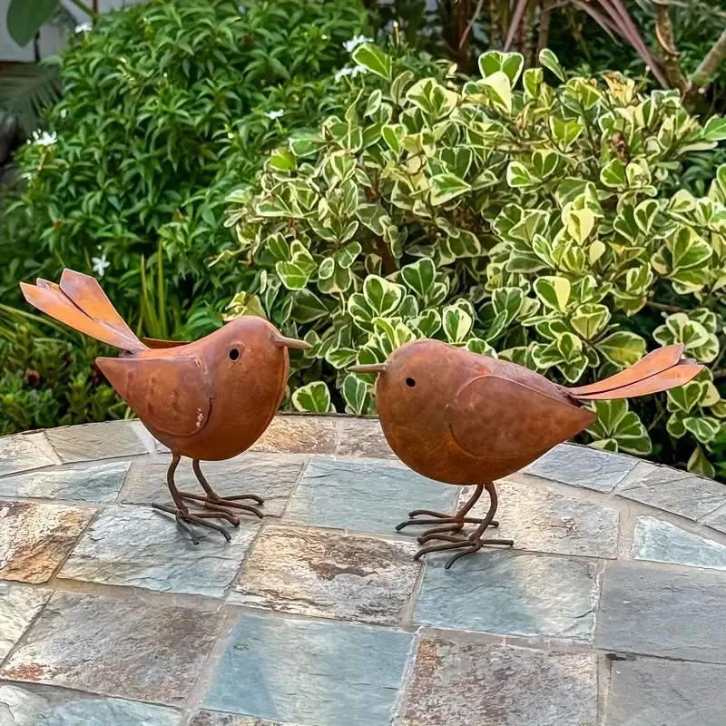 2 rustic metal birds, suitable for outdoor and indoor decoration, the gift for nature lovers, Decorative garden ornaments, Garden accessories, vintage decoration, classic design weather resistant, handmade decorations, bird watching