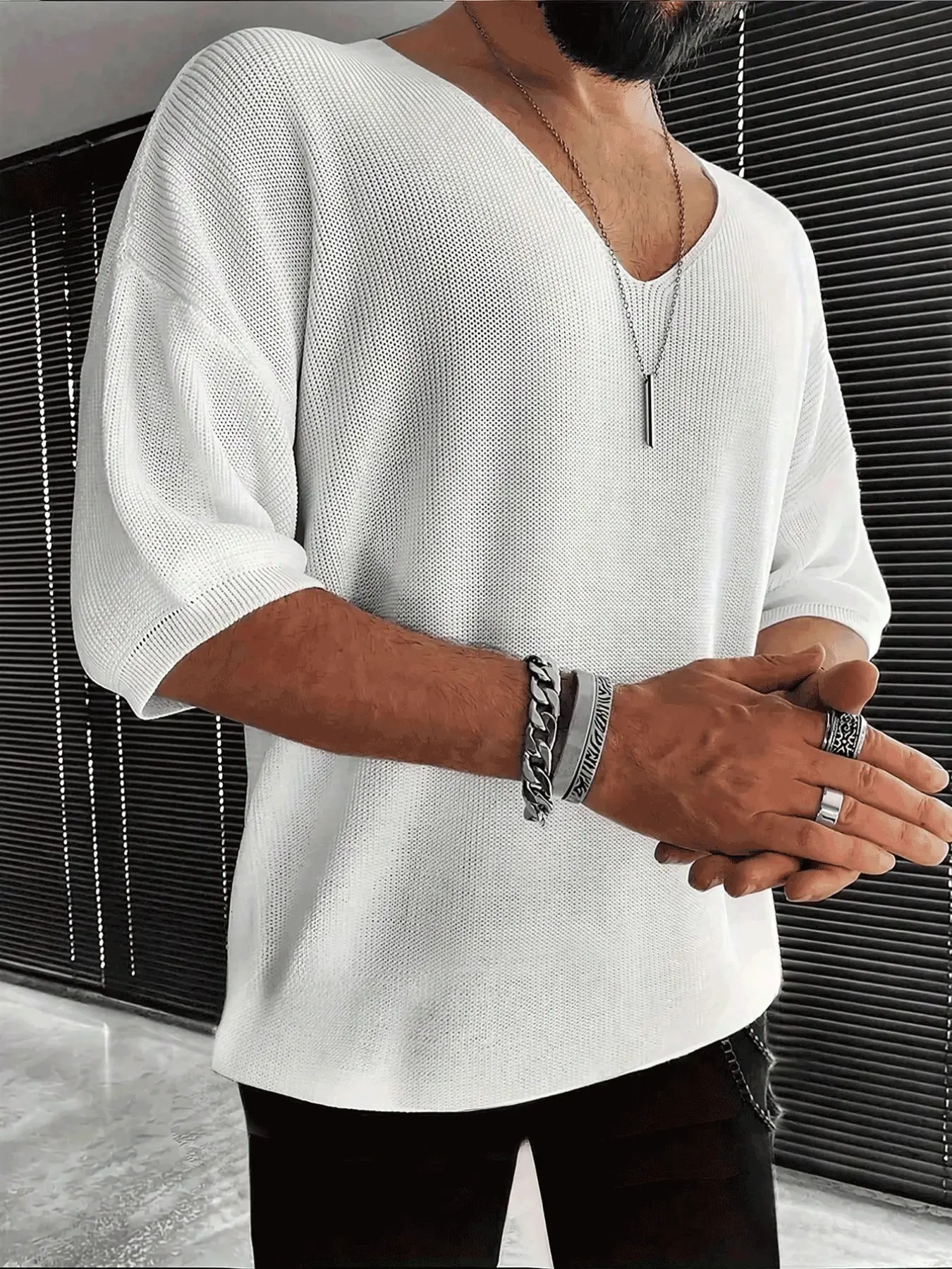 Men's Casual Solid Color Knit Sweater, Plain Sweater Pullover, Classic V Neck, Casual Chic Knitwear, Lightweight Top, Comfortable Daily Wear, Perfect for Layering, Stylish and Versatile, Menswear